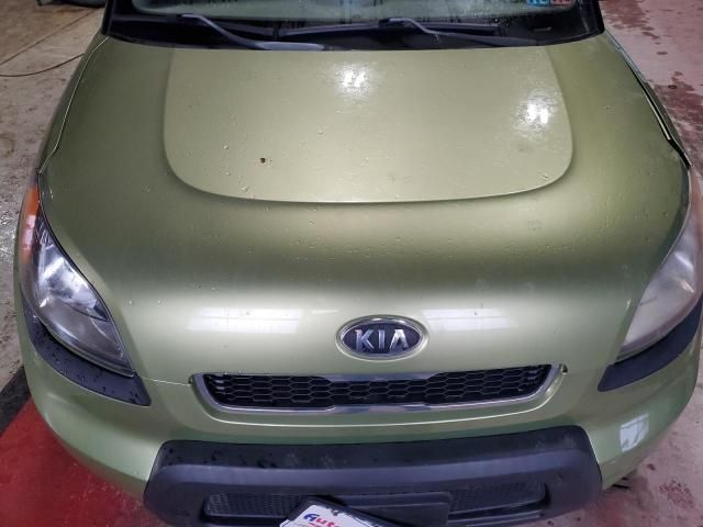 2010 KIA Soul +