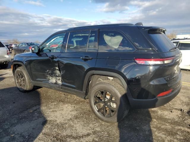 2024 Jeep Grand Cherokee Laredo