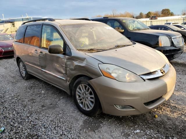 2007 Toyota Sienna XLE