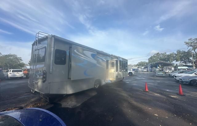 2004 Workhorse Custom Chassis Motorhome Chassis W24