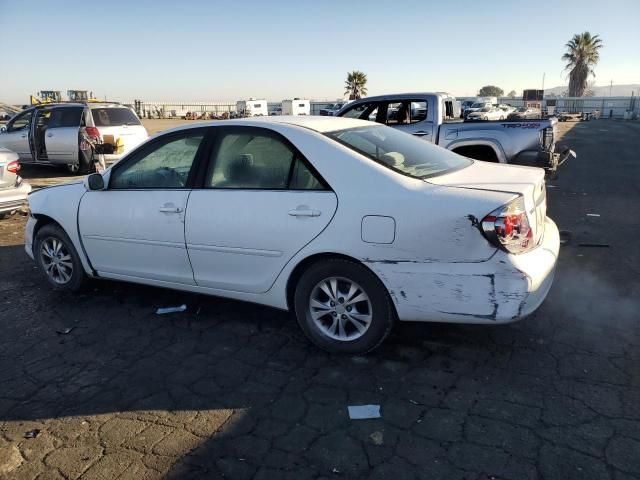 2005 Toyota Camry LE