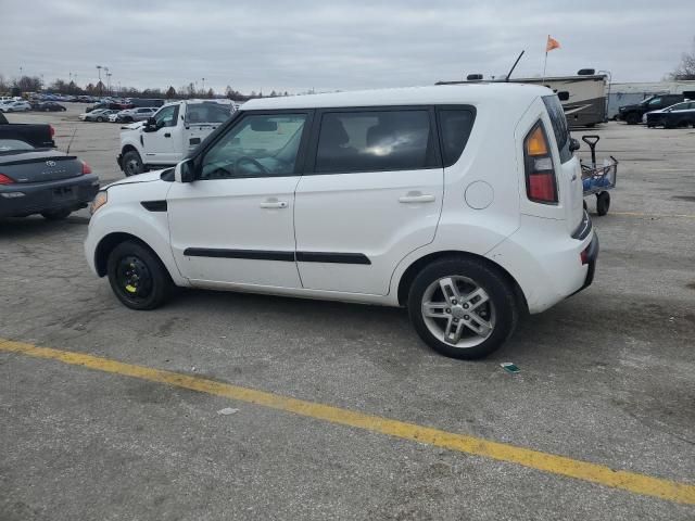 2011 KIA Soul +