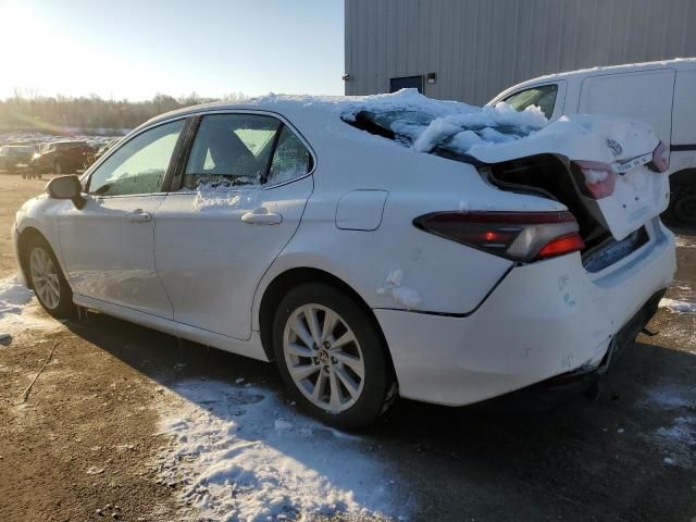 2022 Toyota Camry LE