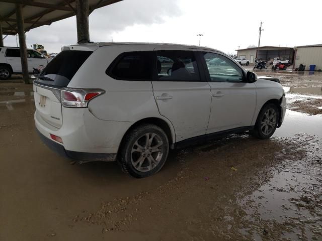 2014 Mitsubishi Outlander SE