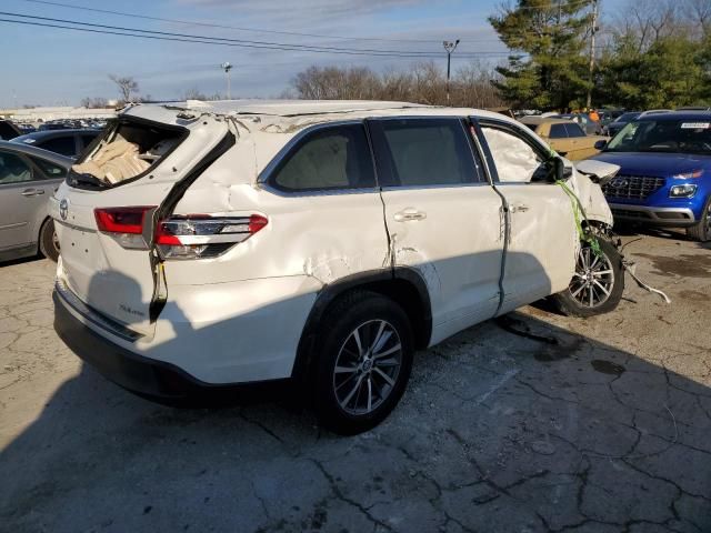 2017 Toyota Highlander SE