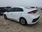 2020 Hyundai Ioniq SE