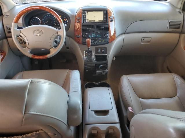 2009 Toyota Sienna XLE