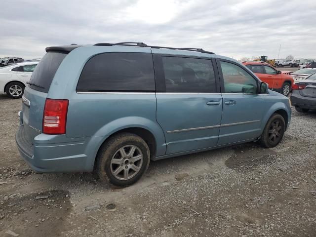 2010 Chrysler Town & Country Touring