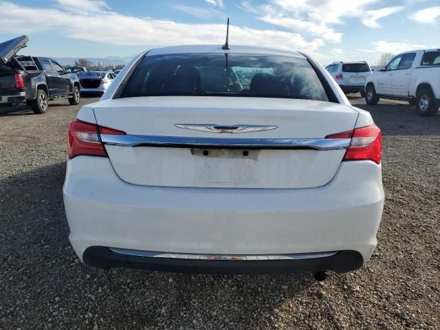 2013 Chrysler 200 Touring