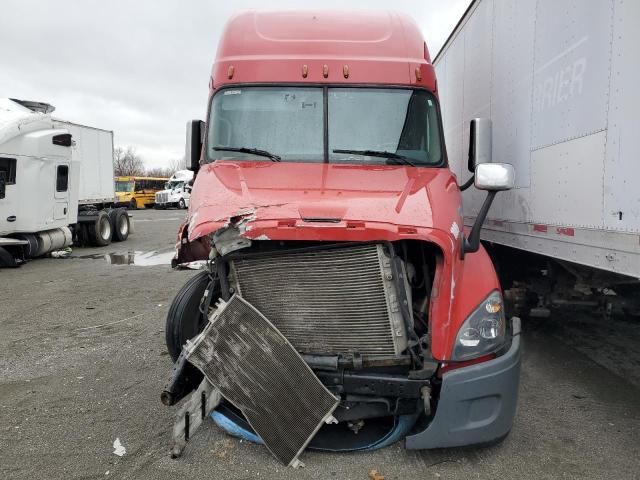 2019 Freightliner Cascadia 125