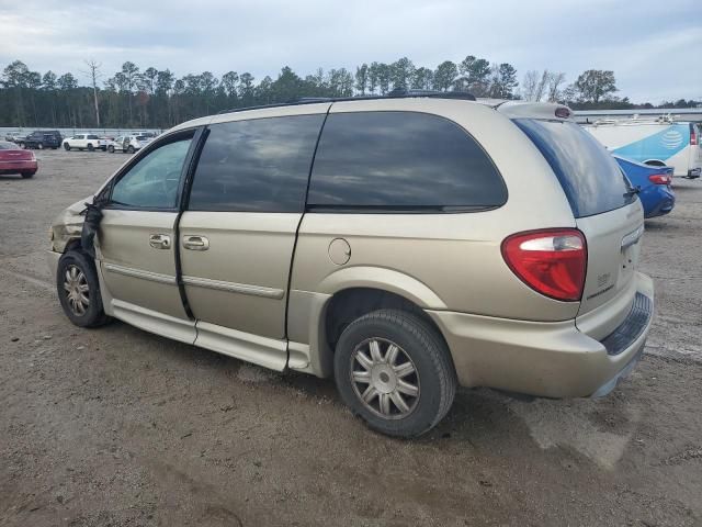 2006 Chrysler Town & Country Touring