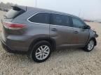 2016 Toyota Highlander LE