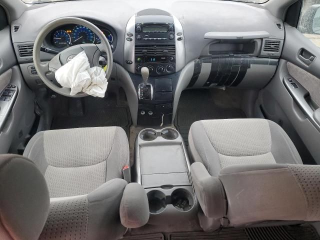 2008 Toyota Sienna CE