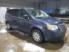 2009 Chrysler Town & Country LX