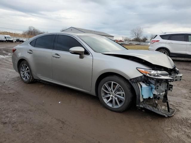 2017 Lexus ES 300H