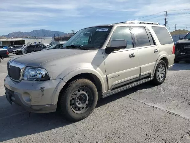 2004 Lincoln Navigator