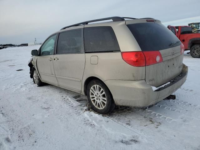 2008 Toyota Sienna XLE