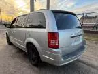 2009 Chrysler Town & Country Touring