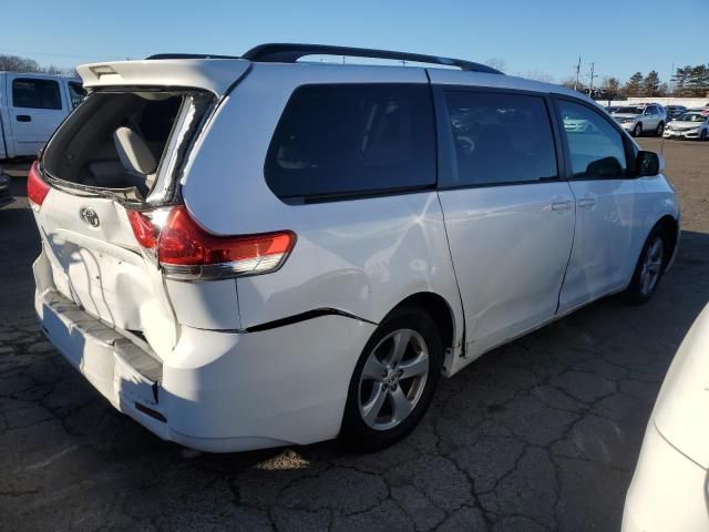 2012 Toyota Sienna LE