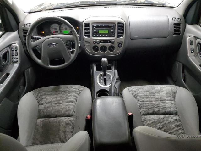 2005 Ford Escape XLT