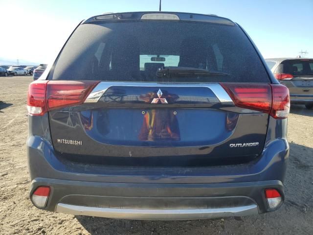 2016 Mitsubishi Outlander SE