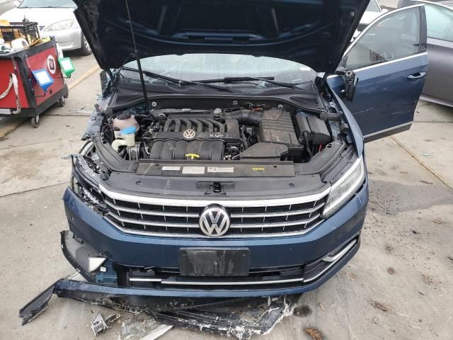 2018 Volkswagen Passat SEL Premium