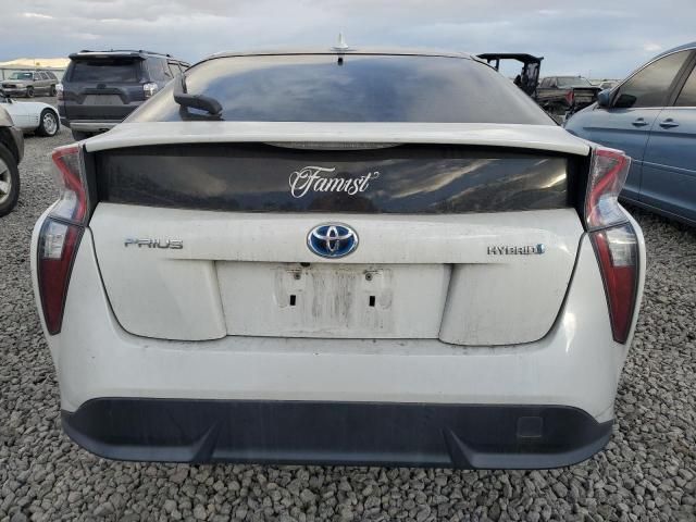 2016 Toyota Prius