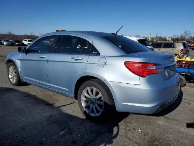 2012 Chrysler 200 Touring