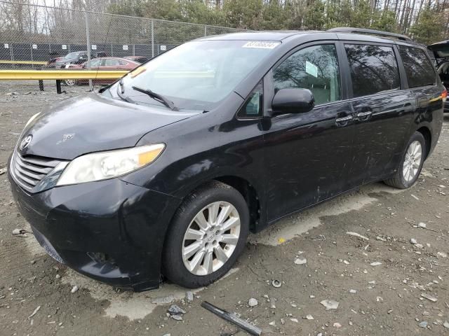 2013 Toyota Sienna XLE