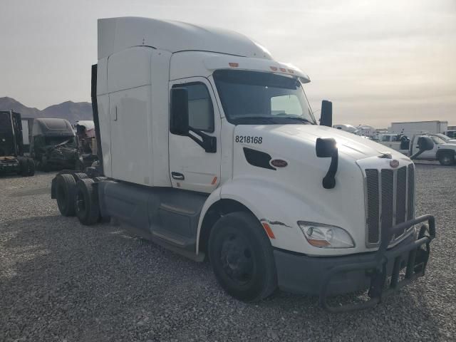 2018 Peterbilt 579