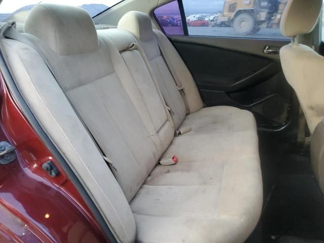 2010 Nissan Altima Base