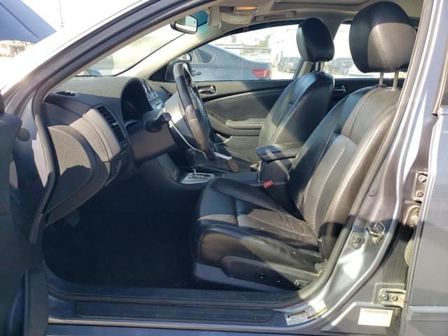 2010 Nissan Altima Base