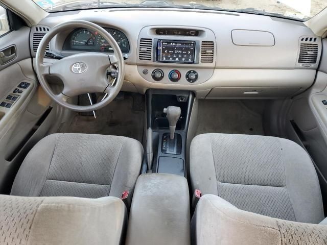 2004 Toyota Camry LE