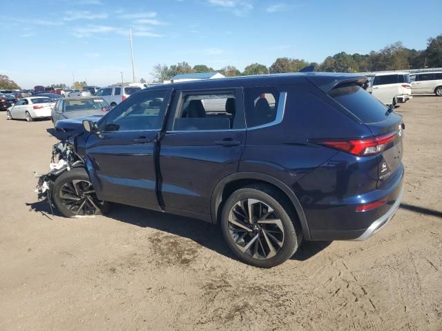 2023 Mitsubishi Outlander SE