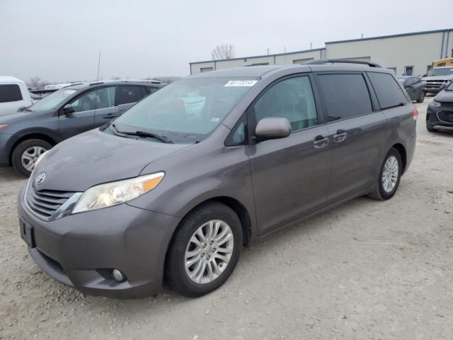 2013 Toyota Sienna XLE