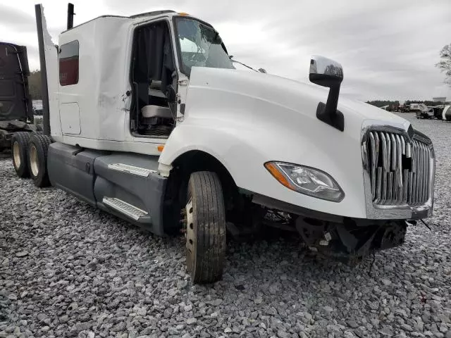 2019 International LT625