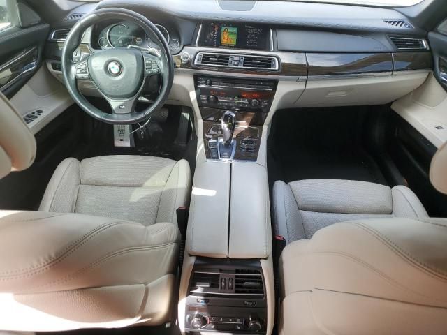 2014 BMW 750 XI