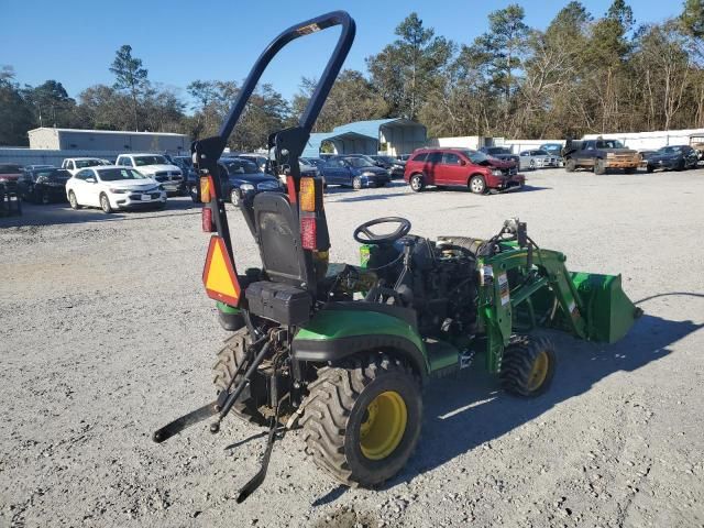 2020 John Deere 1025R