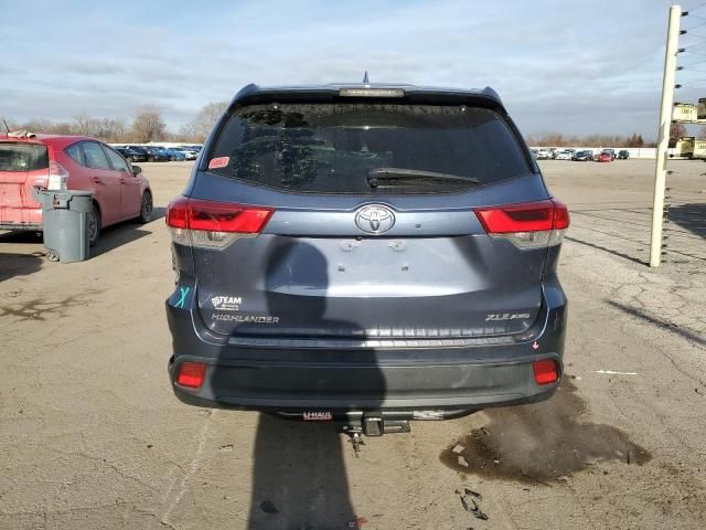 2017 Toyota Highlander SE