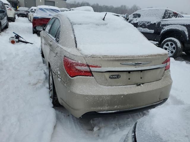 2013 Chrysler 200 Touring