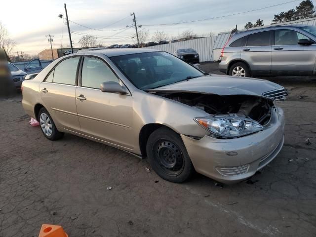 2005 Toyota Camry LE