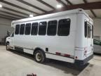 2009 Ford Econoline E450 Super Duty Cutaway Van