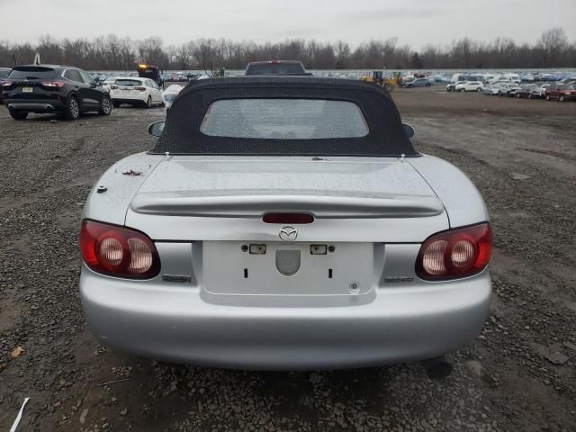 2002 Mazda MX-5 Miata Base