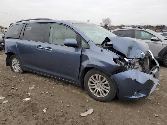 2014 Toyota Sienna XLE