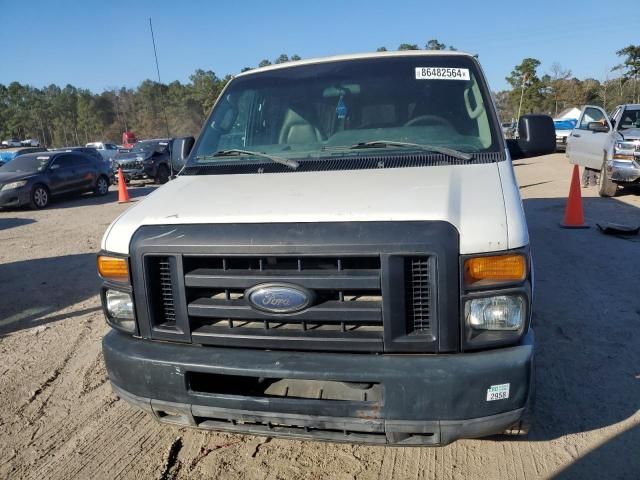 2011 Ford Econoline E350 Super Duty Wagon