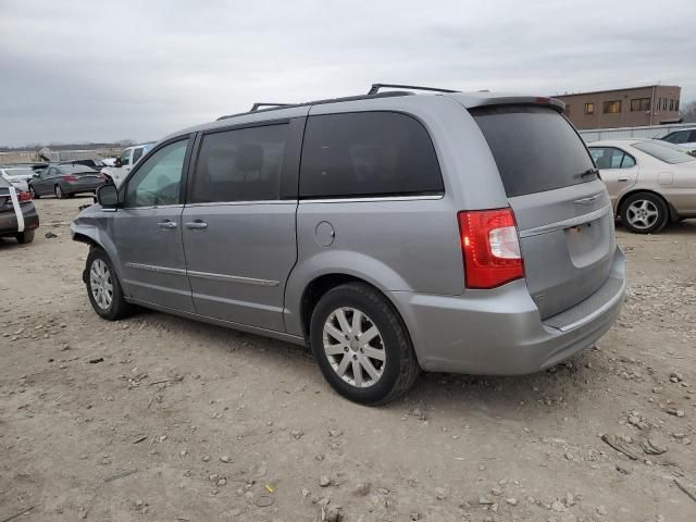 2013 Chrysler Town & Country Touring