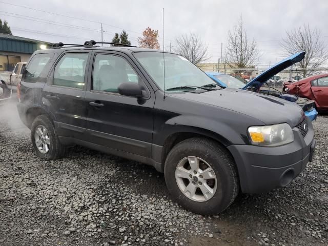 2005 Ford Escape XLS