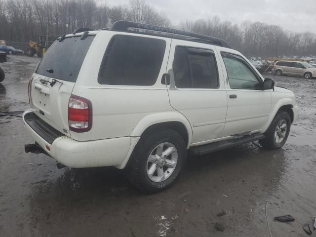 2004 Nissan Pathfinder LE