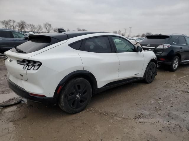 2021 Ford Mustang MACH-E California Route 1