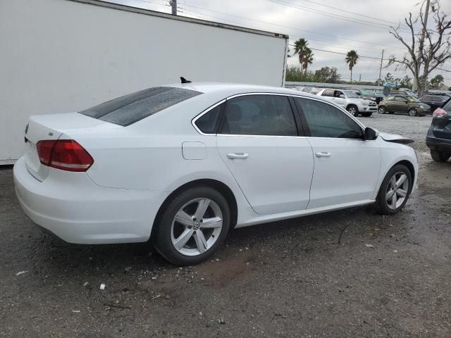 2013 Volkswagen Passat SE